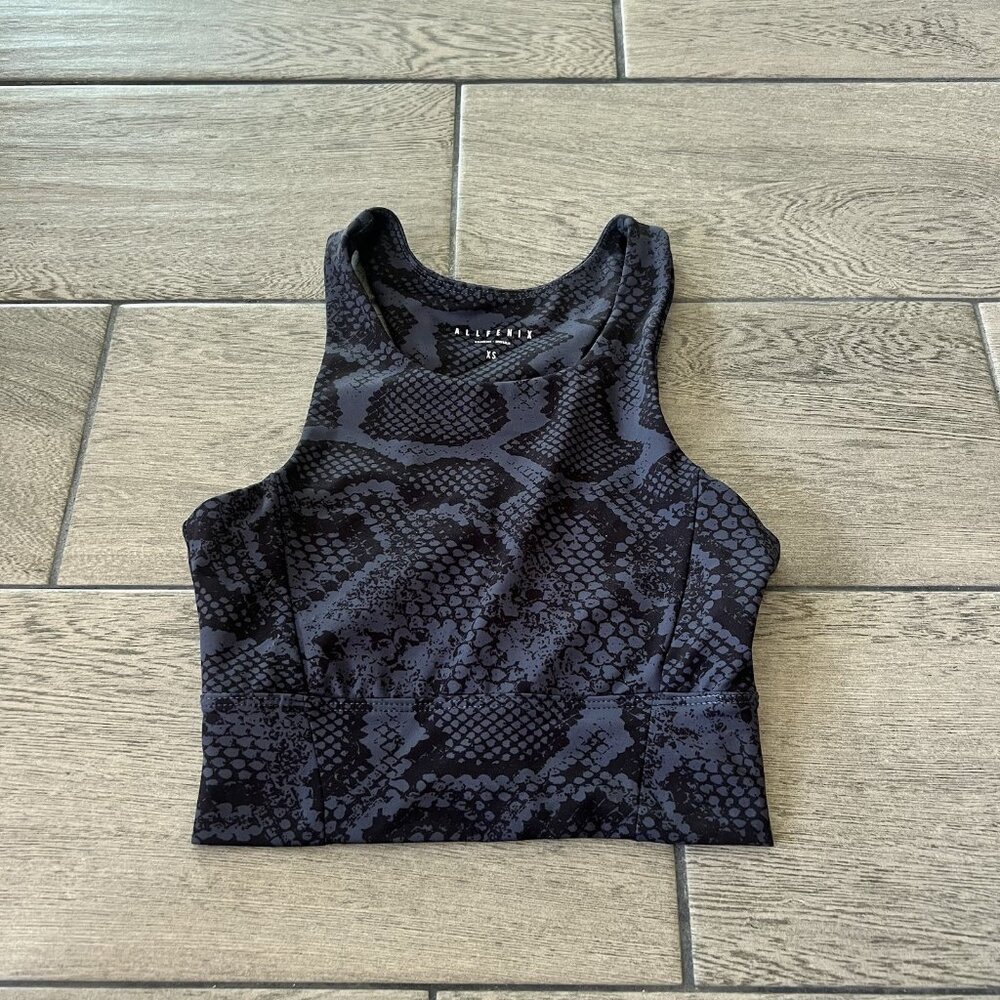 All Fenix Gray Black Snake Print Long Line Razorback Sports Bra X-Small (254)